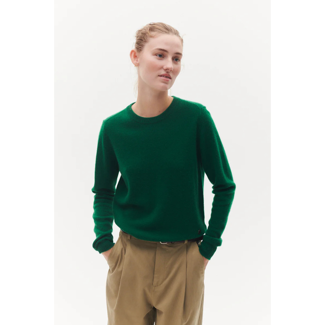 Beta Studios Abbie O-neck Basic