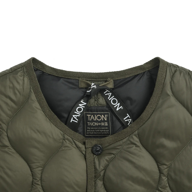 Taion Military-Daunenjacke mit Rundhalsausschnitt