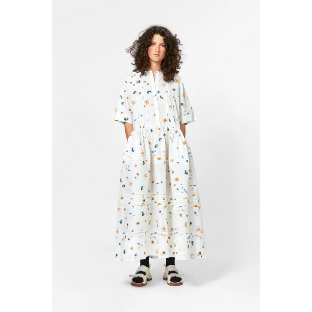 Nué Notes werden sich kleiden