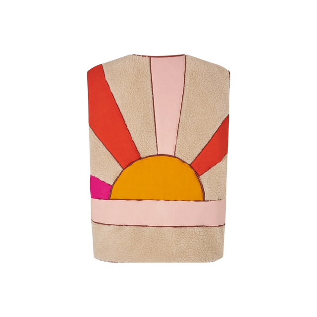 Beige teddy-vest med soldetalje i blød fleece med høj krave og lynlås – moderne og varm overgangs-vest til kvinder.