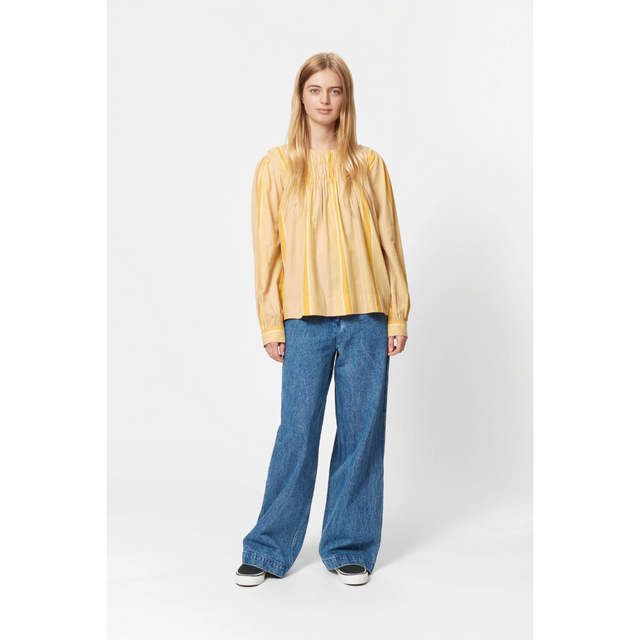 nué notes Aldrin Blouse