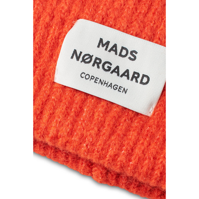 Mads Nørgaard Tosca Anju Hat