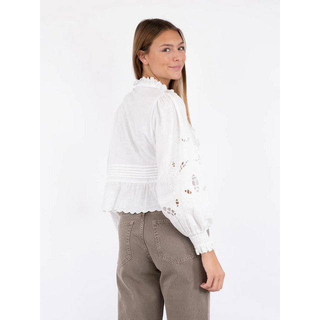 Neo Noir Petrine Embroidery Blouse