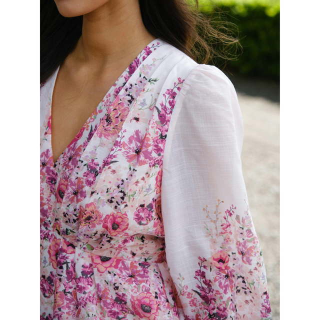 Neo Noir Fie Flower Print Blouse