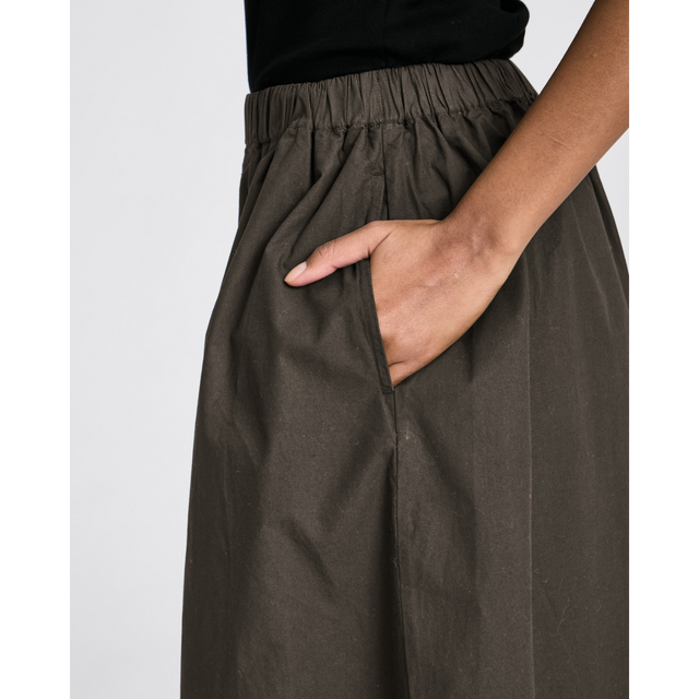 Smukke Alice Poplin nederdel i black ink fra Gai Lisva - detalje